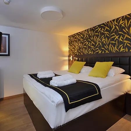 Opera Garden Hotel & Apartments-2