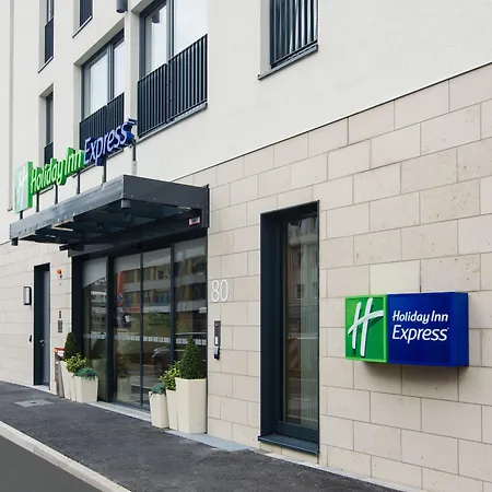 Holiday Inn Express Dusseldorf City-2