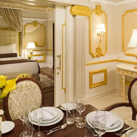 Warwick Doha-3