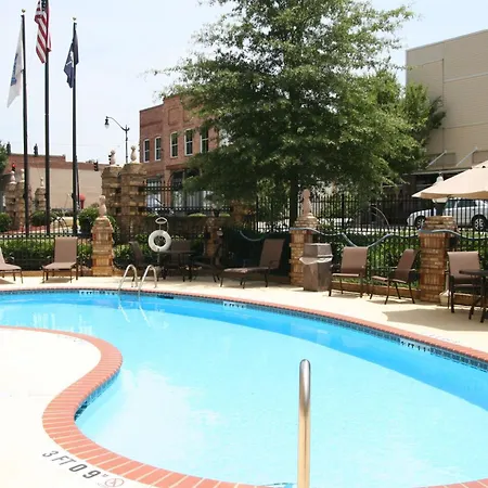 Hampton Inn Newberry Opera House-3