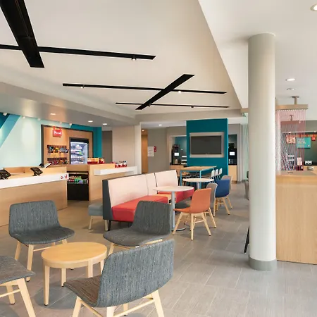 Avid Hotel - Hays By Ihg-2