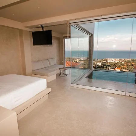 Mani Luxury Suites And Studios In Gytheio With Private Pools-3