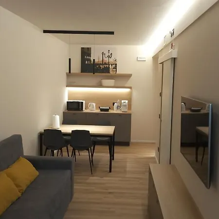 Fragilerooms-2