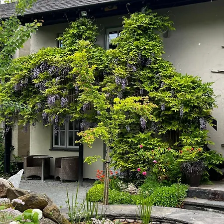 The Drunken Duck Inn-2
