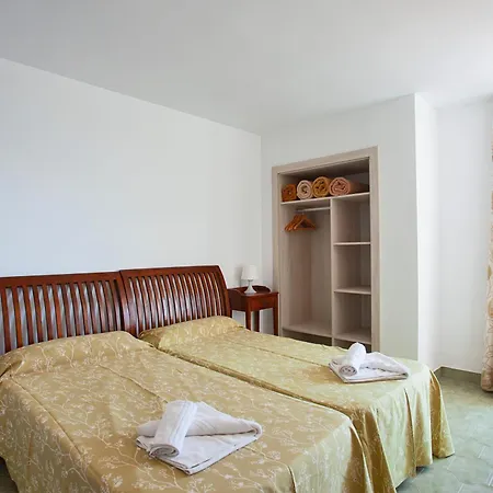 Apartamentos Don Quijote-3
