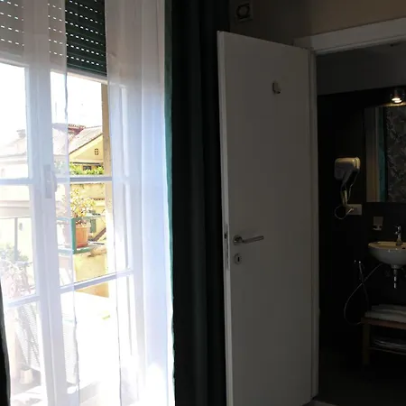 Guest House Prime Palace-2