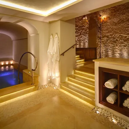 Monastero Santa Rosa Hotel & Spa-3