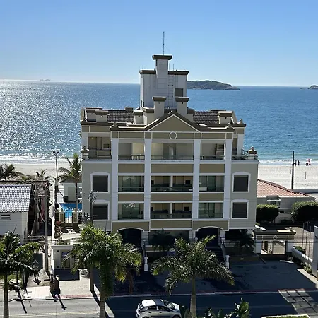 Golfinhos Apart Hotel-2