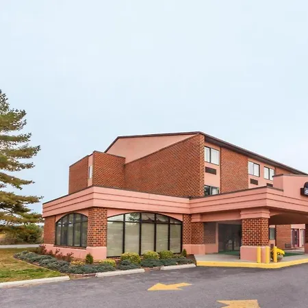Red Roof Inn Martinsburg-3