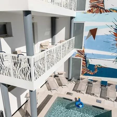 Hotel Marzia Holiday Queen-3