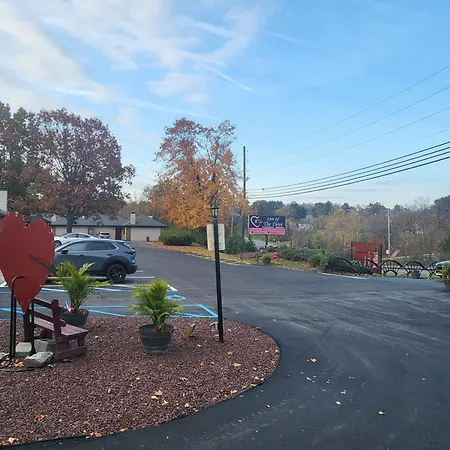 Inn of the Dove: Romantic Luxury Suites with Jacuzzi & Fireplace-3
