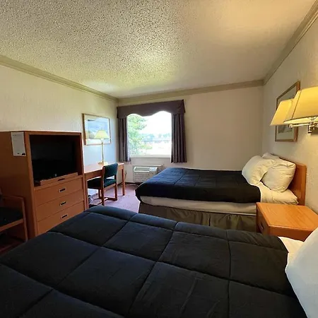 Tamarack Inn-3