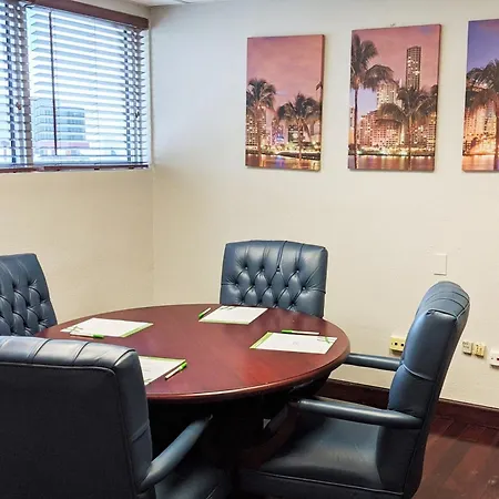 Holiday Inn Hotel Port Of Miami-Downtown By Ihg-2