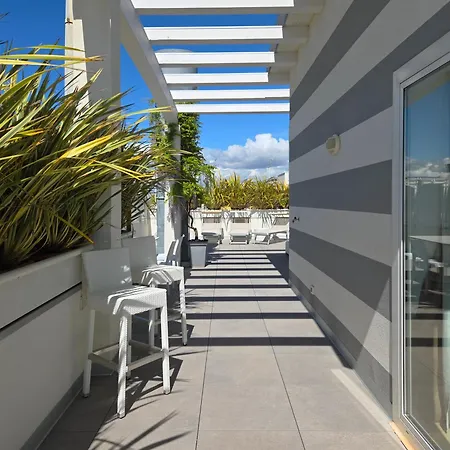 Hotel Lux-2