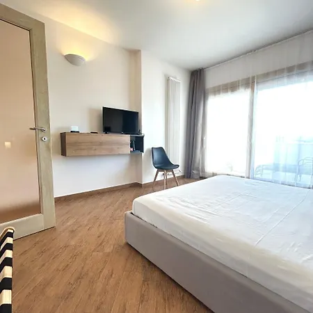 Tra Mare&Monti - Bed&Breakfast-2