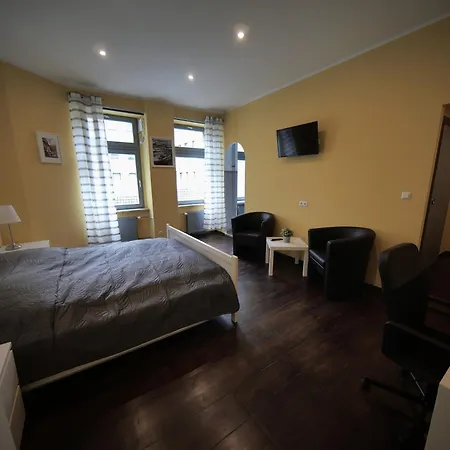 Apartments Kolo 77-2