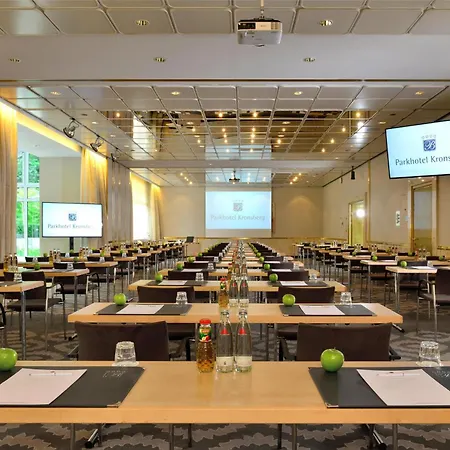 Best Western Premier Parkhotel Kronsberg-3