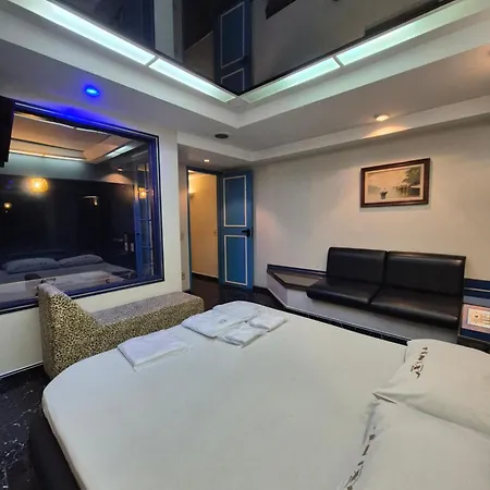 Hotel Fênix (Adult Only)-3