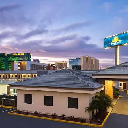 Days Inn By Wyndham Las Vegas Airport Near The Strip-2