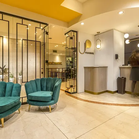 Up Viamonte Hotel-3