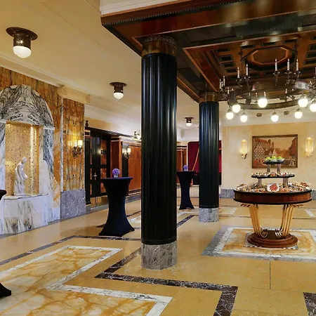 Le Meridien Grand Hotel Nuernberg-3