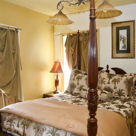 Naomi'S Inn Bed & Breakfast-2