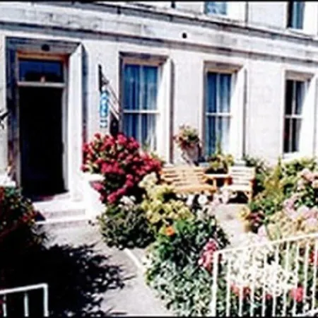 Eglinton Guest House-3
