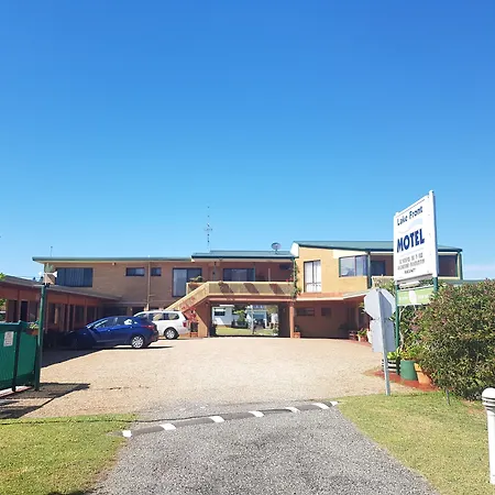 Lake Front Motel-2