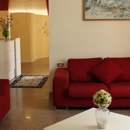 Hotel Solaris-2