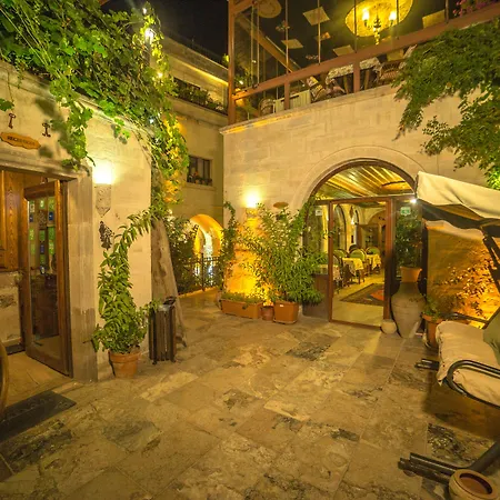 Hidden Cave Hotel-3