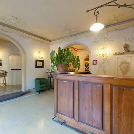 Hotel Moderno-3