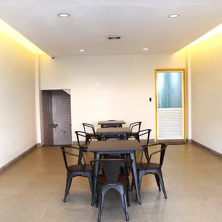 Ghurfati Hotel Mangga Besar-2