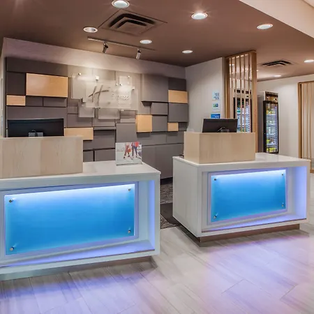 Holiday Inn Express & Suites - Canton By Ihg-2