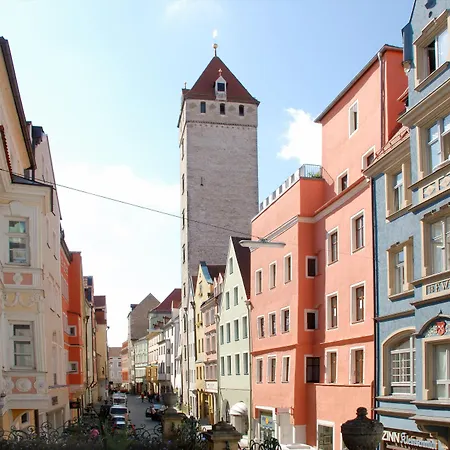 Hotel Orphee - Grosses Haus-2