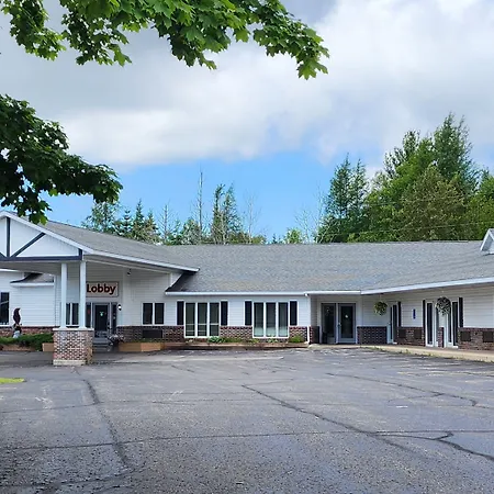 Econo Lodge Lakeshore-3