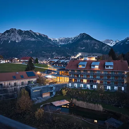 Hotel Oberstdorf-3