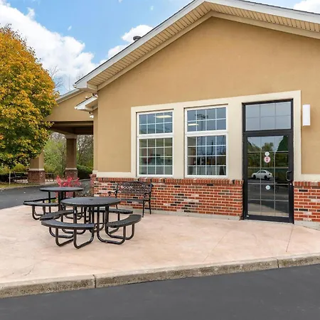 Comfort Inn University-3