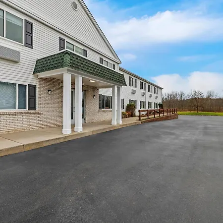 Rodeway Inn-3