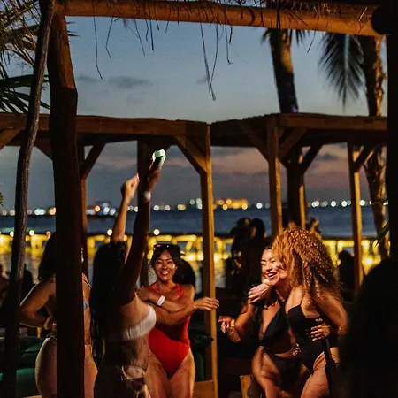 Mayan Monkey Isla Mujeres - Social Hotel (Adults Only)-2