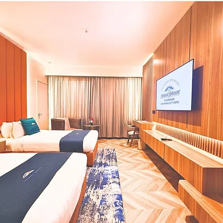 Howard Johnson By Wyndham Kota Kinabalu City Centre, Formerly Hotel Shangri-La Kota Kinabalu-2