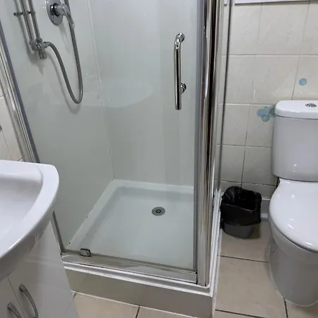 Kensal Lodge Guest House-3