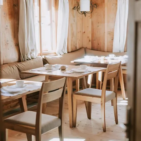 Alpina Lech - Your Home From Home-3