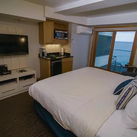 Beacon Pointe On Lake Superior-3