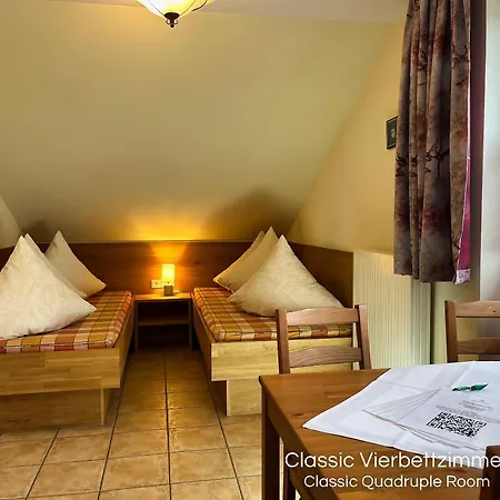 Landhotel Guglhupf-3