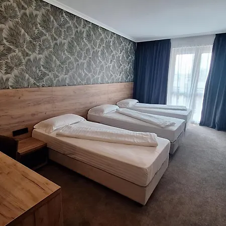Budapest Hotel - Free Parking-3