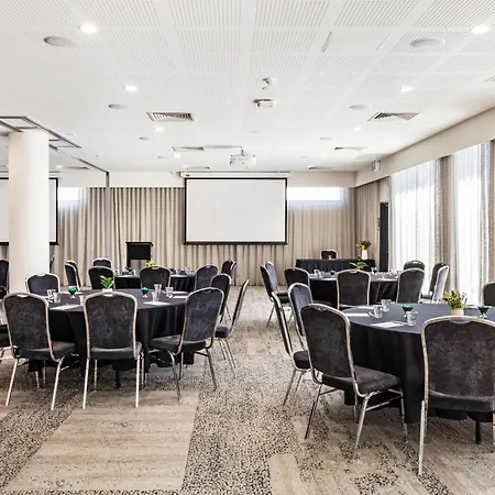 Metro Hotel Perth-3