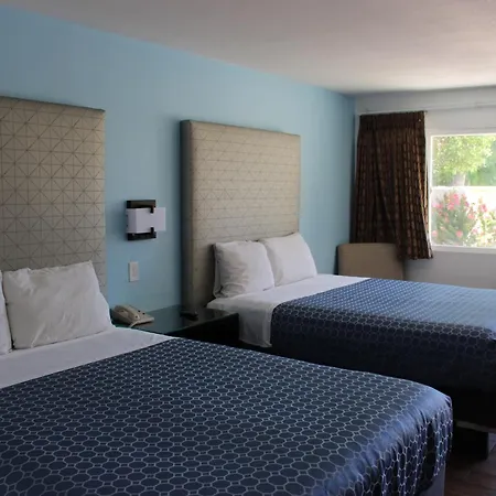 Torch Lite Lodge-2