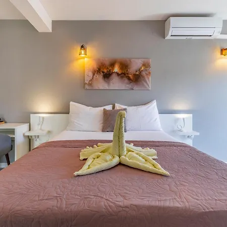 Villa San Rocco Bed&Breakfast-2