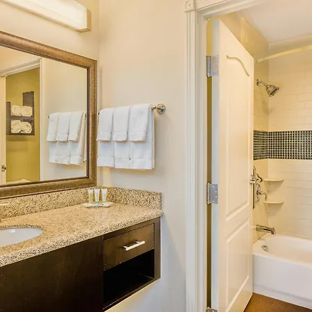 Staybridge Suites Bismarck By Ihg-2