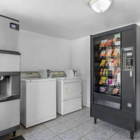 Super 8 By Wyndham Acworth/Atlanta Area-2